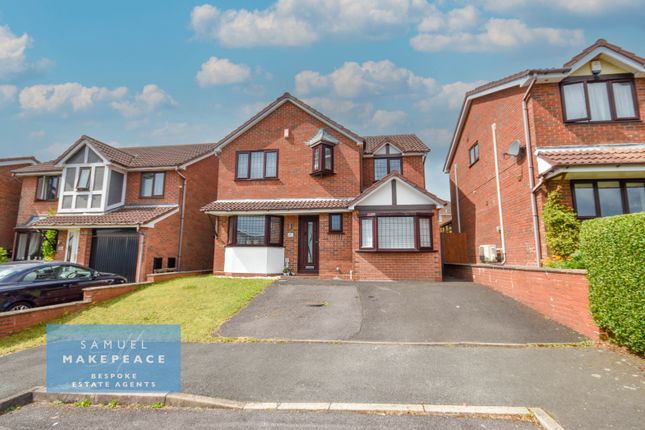 Four Bedroom Detached On Cul De Sac With Summer House