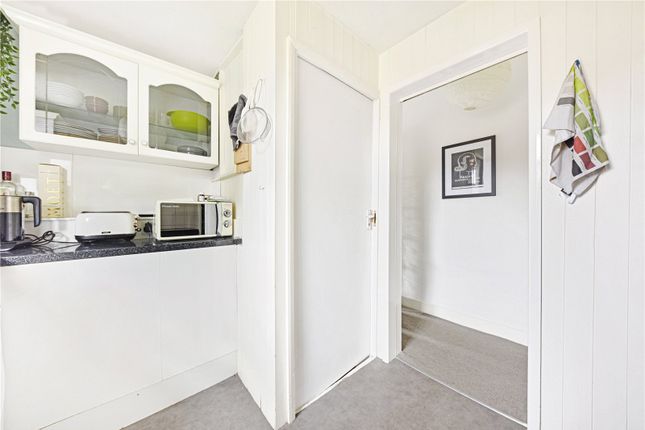 Flat to rent in Bemsted Road, Walthamstow, London