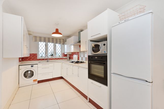Thumbnail Terraced house to rent in Lee Conservancy Road, London