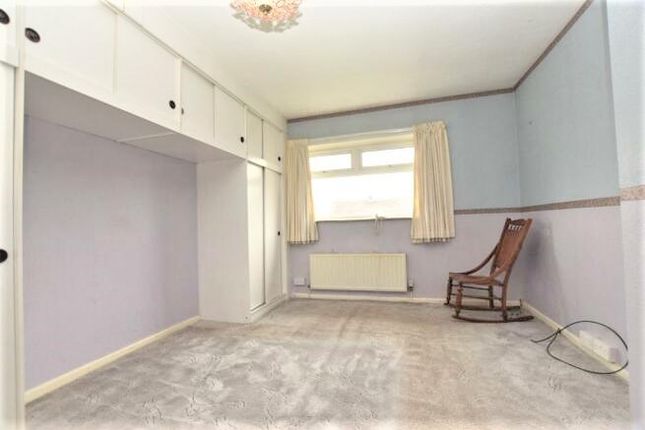 11, Selby Road, Middleton photo 4