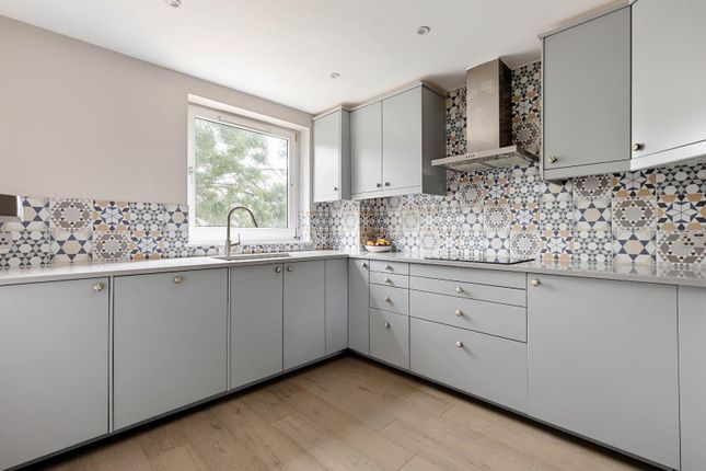 Flat 19, 31a, Westwood Hill, Sydenham photo 3