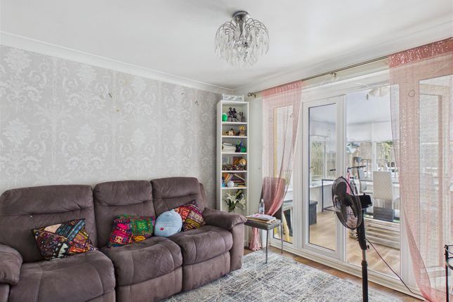 34, Bowood Close, Stockton-On-Tees photo 3