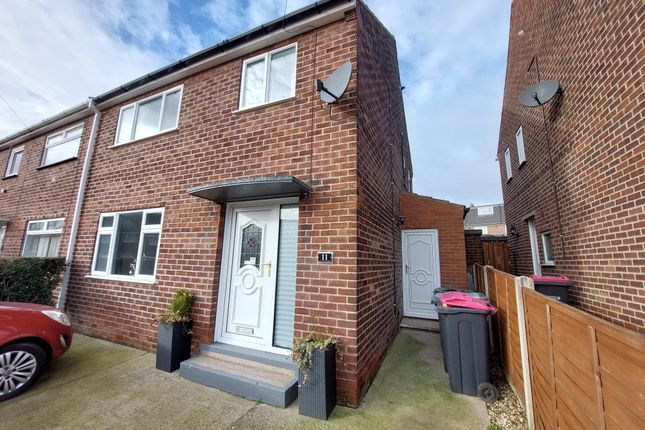 Thumbnail Semi-detached house to rent in Longlands Drive, Rotherham