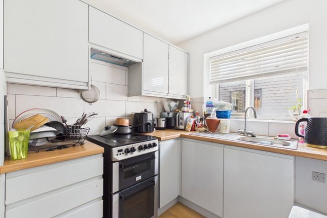 Ryecroft Court, 24,Flat 11, Penhill Road, Lancing photo 2