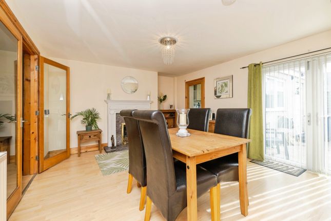 14, Millburn Street, Tyne and Wear photo 4