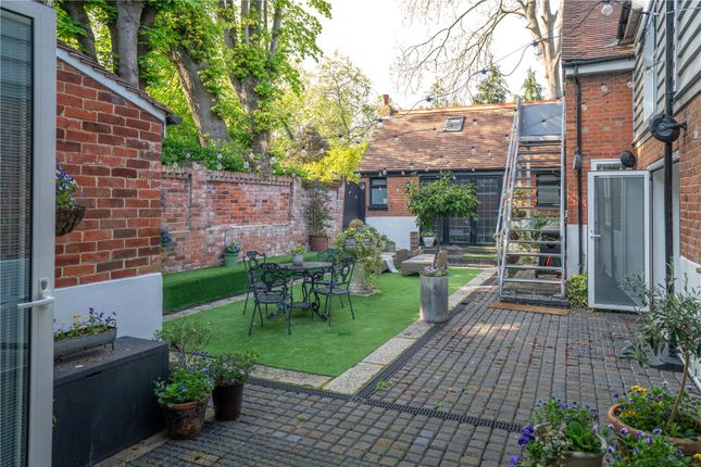 Courtyard Garden