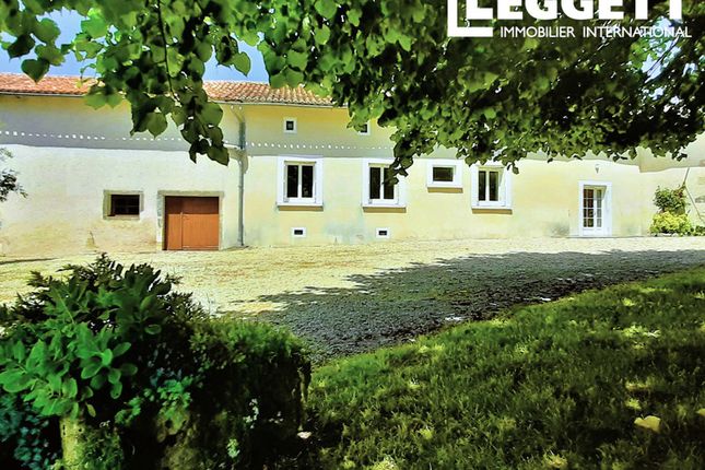 Thumbnail Villa for sale in Bouteilles-Saint-Sébastien, Dordogne, Nouvelle-Aquitaine