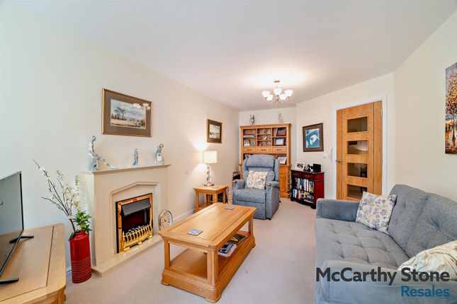 22 Bowles Court, Westmead Lane, Chippenham photo 4