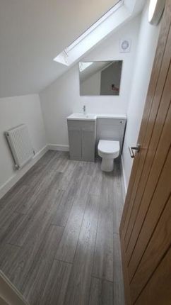 Flat C 30, Market Street, Telford photo 5