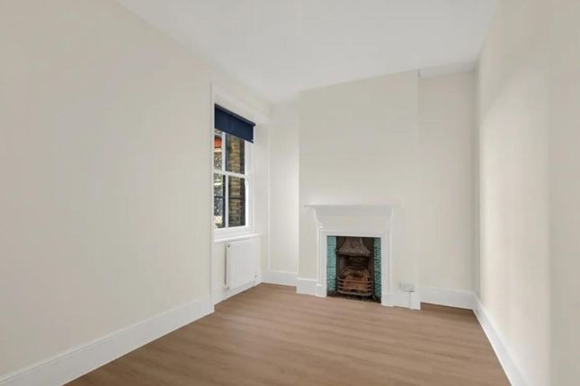 High Street, Teddington photo 3