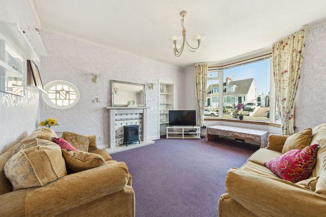 308 Kings Park Avenue, Rutherglen, Glasgow photo 2