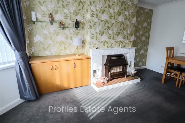 Semi-detached house for sale in Gwendoline Avenue, Hinckley