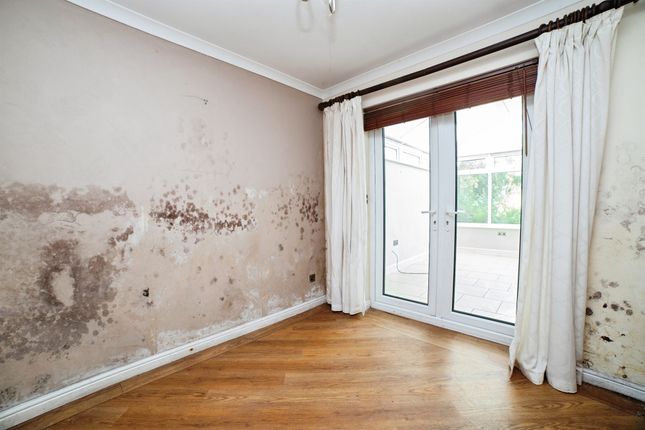 4, Minster Way, Alfreton photo 4