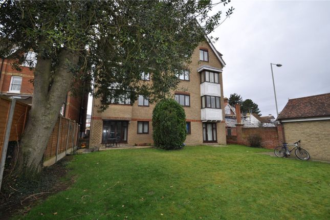 Thumbnail Flat to rent in St Lawrence Road, Canterbury