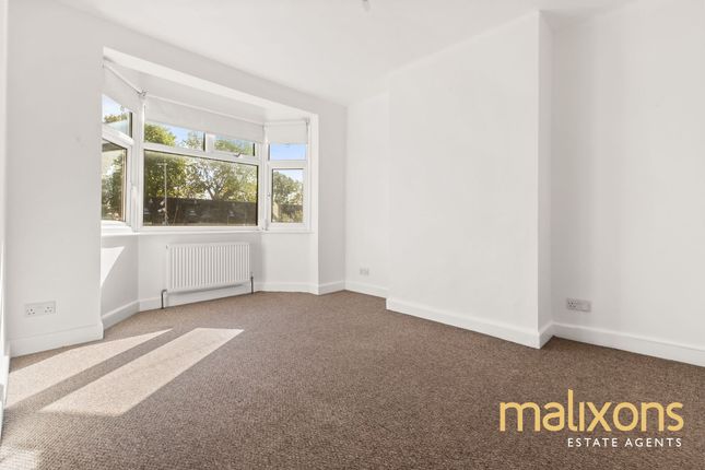 63 Rialto Road, Mitcham photo 4
