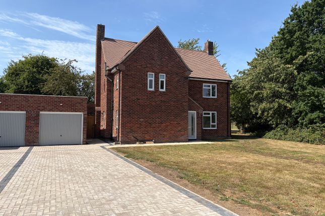 3-bed house on 21, The Paddock, YORK, £1,875/mo