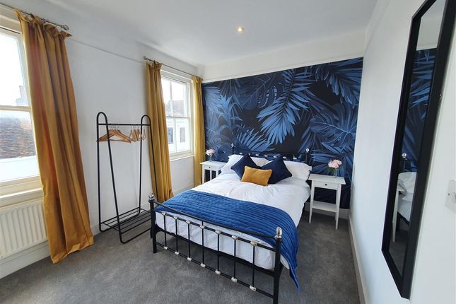 9B, Kings Mews, Canterbury photo 2