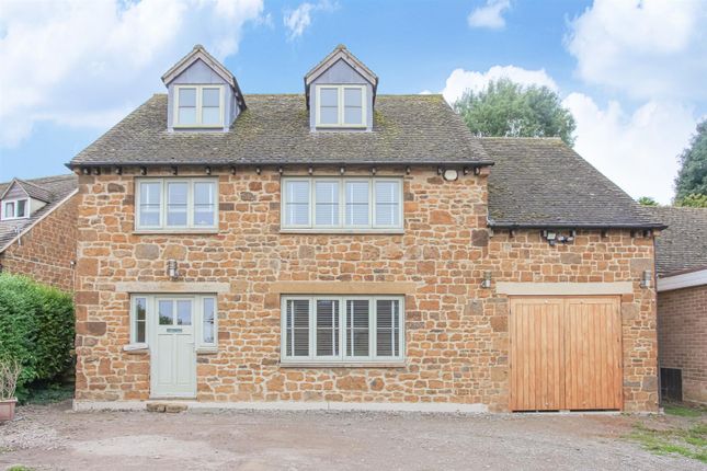 Thumbnail Detached house for sale in Whiteway, Mollington, Banbury