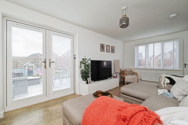 19, Coot Way, Burton Joyce photo 4