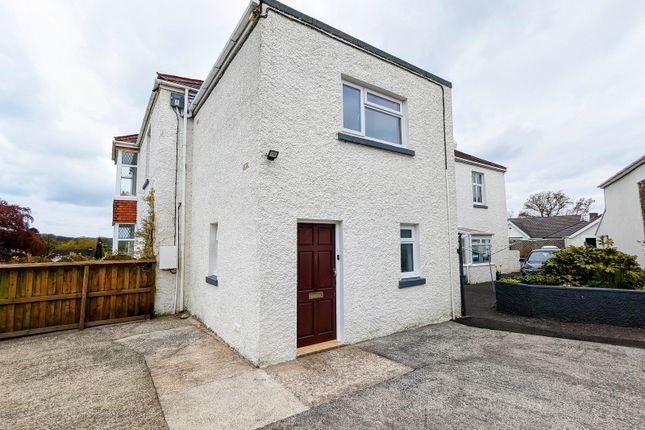 Thumbnail Flat to rent in Bolahaul Road, Cwmffrwd, Carmarthen, Carmarthenshire.