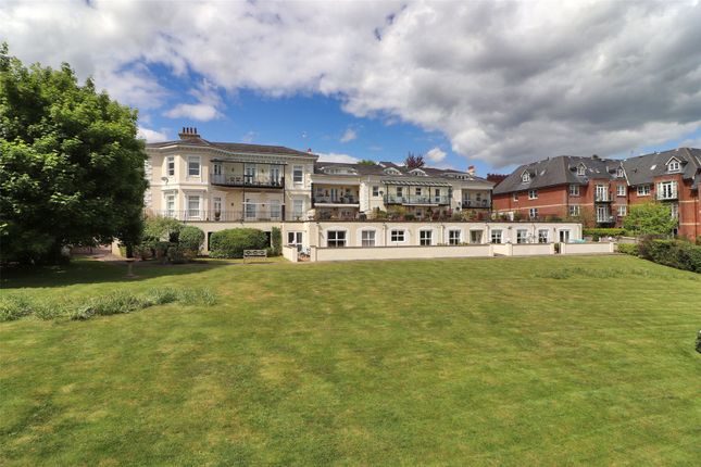 Thumbnail Flat for sale in Parkview, 2 Trinity Close, Tunbridge Wells, Kent