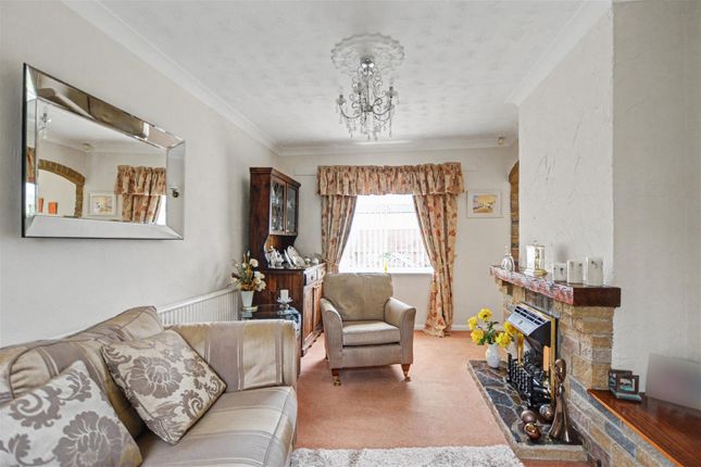 30, Hart Avenue, Nottingham photo 3