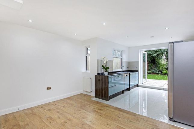 3C, Burney Avenue, Surbiton photo 2