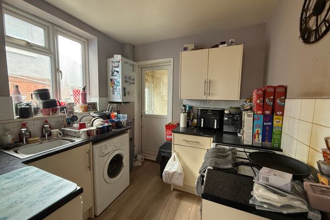 99 Horsebridge Hill, Newport photo 5