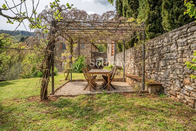 Country house for sale in Via di Oneta, Borgo A Mozzano, Toscana