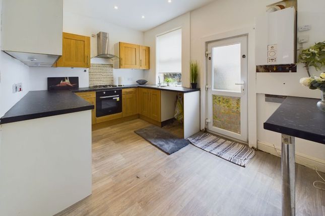 8 New Wellington Street, Blackburn photo 2