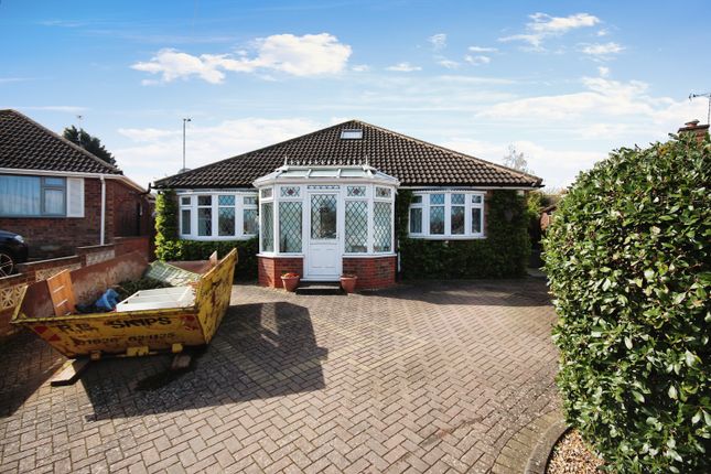 Thumbnail Bungalow for sale in Crawford Close, Leamington Spa