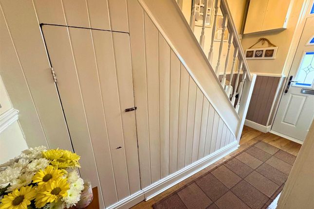 5, Llwyn Derw Avenue, Maesteg photo 3