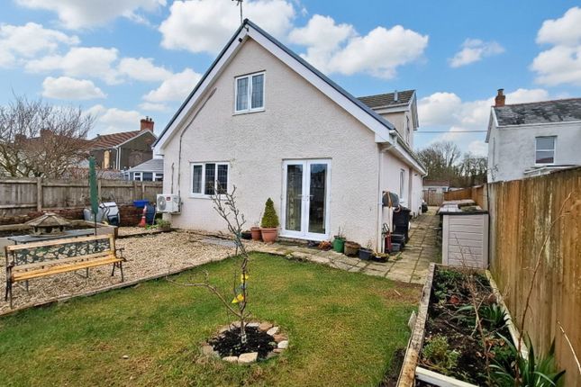 135, Heol Cae Gurwen, Ammanford photo 2