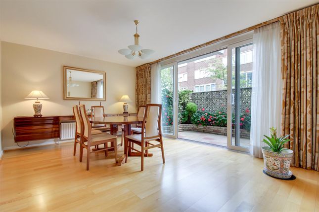 Thumbnail Town house for sale in Meadowbank, Primrose Hill, London