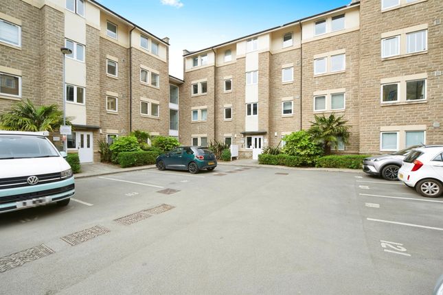 Flat for sale in Cornmill View, Horsforth, Leeds