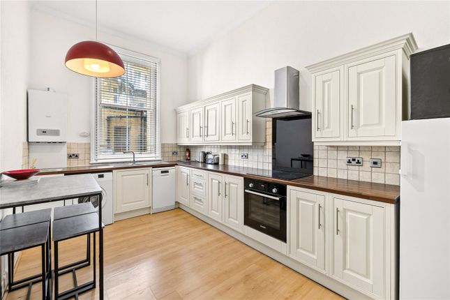 Flat 6, Grand Avenue Mansions,, Grand Avenue, East Sussex photo 2