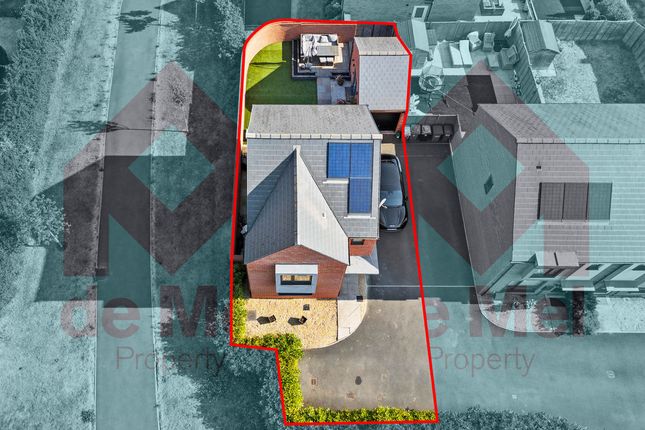 156, Sapphire Road, Cheltenham photo 3