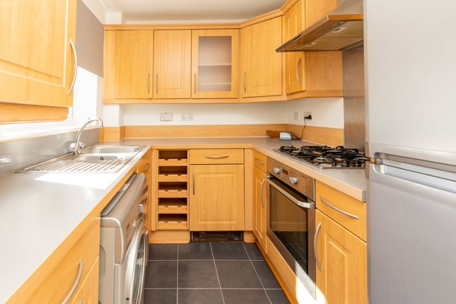 2, Abbotts Close, Preston photo 4