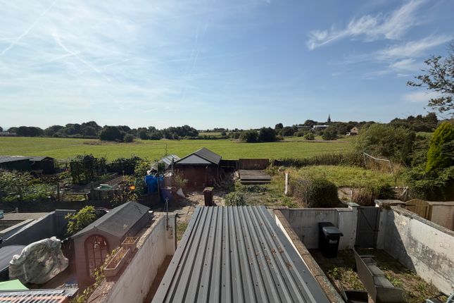 201, Scobell Street, Tottington photo 2