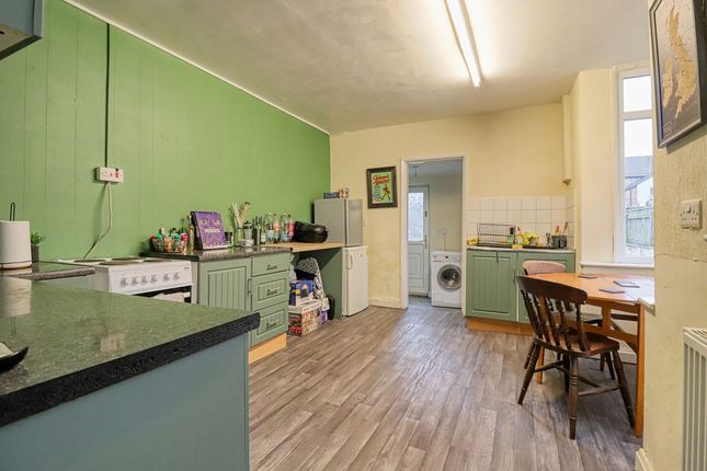 166, Durban Road, Grimsby photo 5