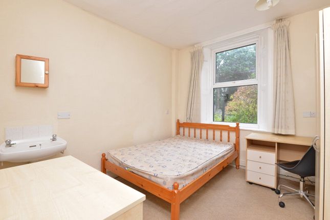 Flat to rent in Windsor House, St David's Hill, Exeter