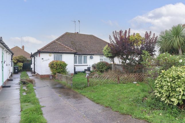 2-bed bungalow on 6, Star Lane, Margate, £230,000