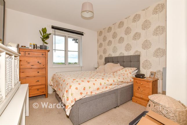 10, Ryder Court, Herne Bay photo 3