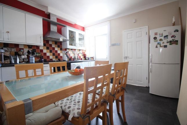 Thumbnail Terraced house to rent in Ferndown Road, Watford