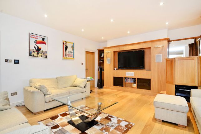 Manor House, Marylebone photo 3