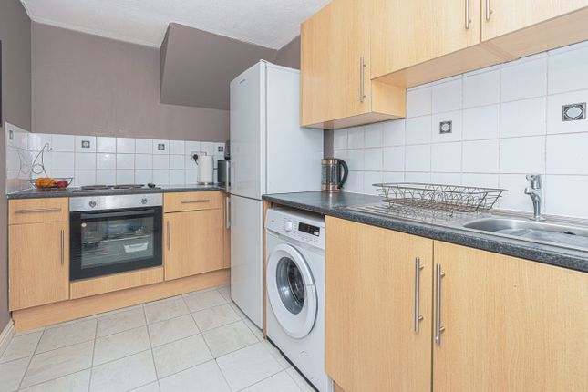 Woodside Terrace, Lochgelly photo 4