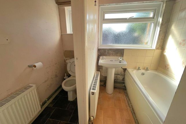 6, Worsley Road, Newport photo 4