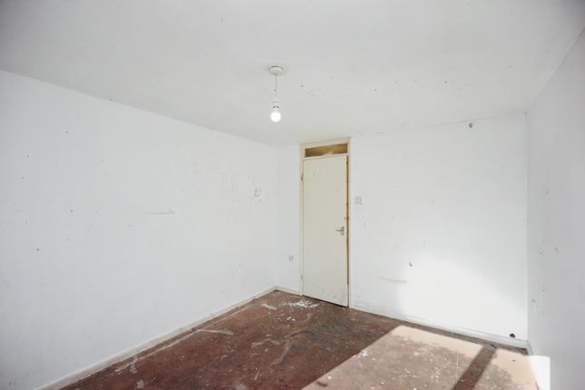 14 Fell View, Chorley photo 5