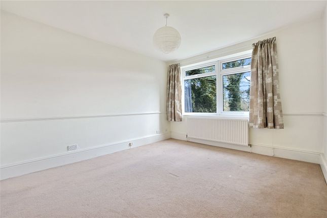 12A, Glen Chess, Loudwater photo 4