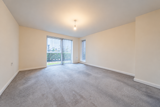 54 Tay Road, Leicester photo 2